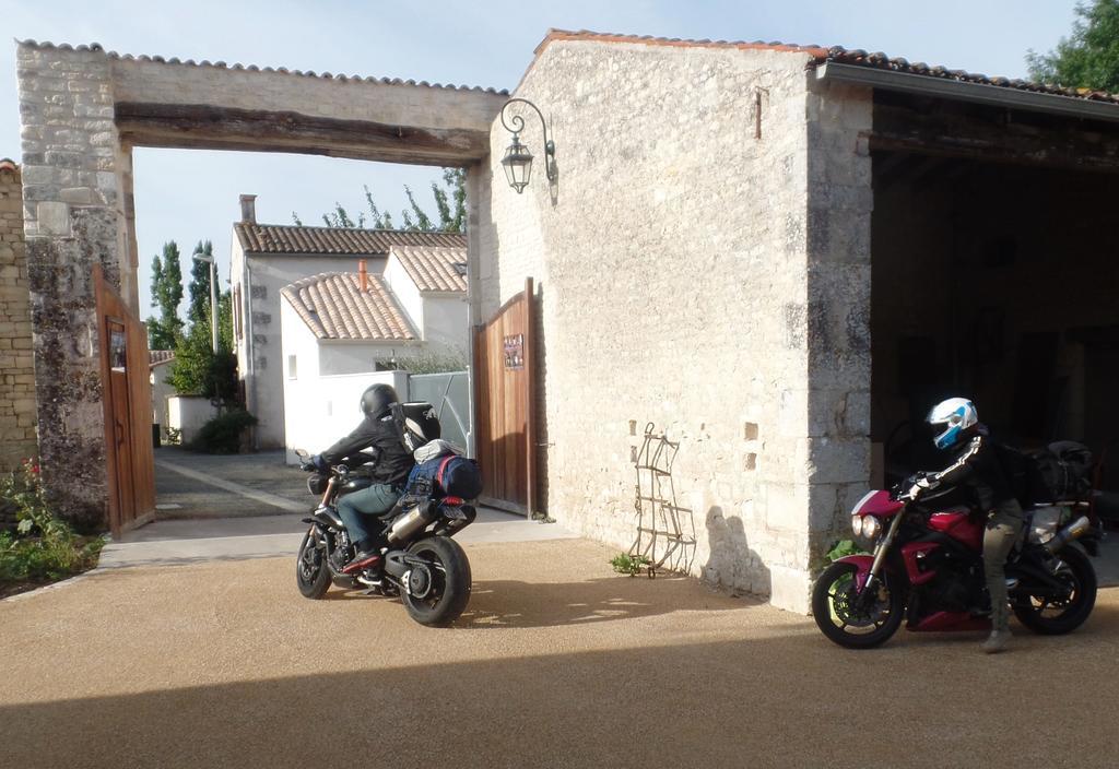 La Collegiale Hotel Clavette Luaran gambar